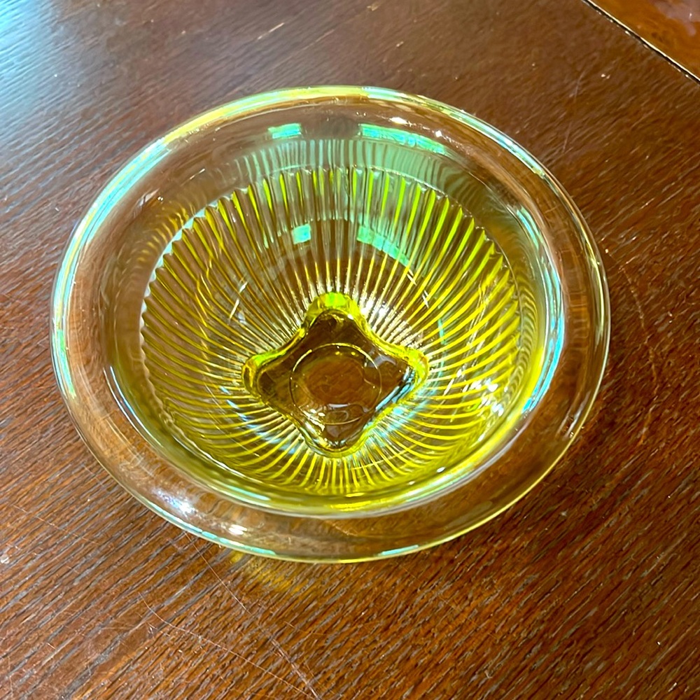 1940’s Golden Glow Yellow Ribbed Federal Glass Mixing Bowl 7.75”W x 3.75”